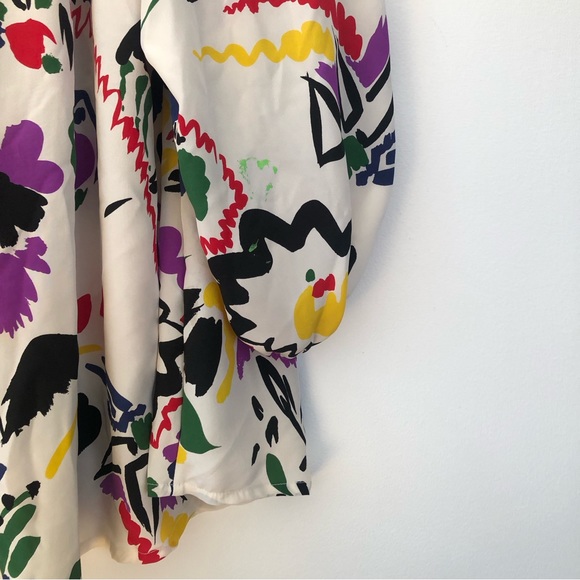 Local Woman silk dress - Picture 6 of 12